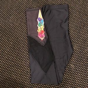 NWOT Zara Terez youth leggings